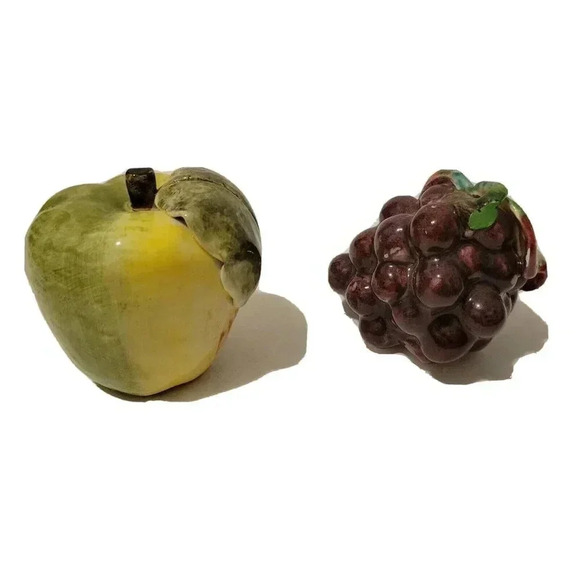 Ceramic Porcelain Fruit Lot of 2 Grapes Apple Heavy 3"x3" Vintage Green Purple - Picture 2 of 5